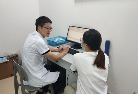 自貢四院開特色藥學(xué)門診，精準(zhǔn)服務(wù)解決市民用藥難題